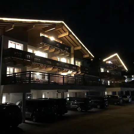 アパート Alpinresort 11 *