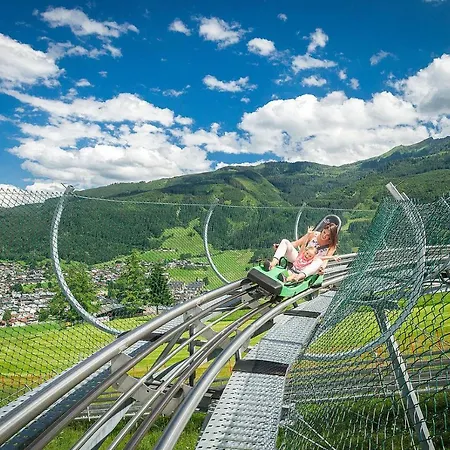 Alpinresort 11 アパート